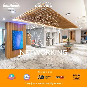Otel Coliving Bansko, The Social By Networking Premium, Bansko